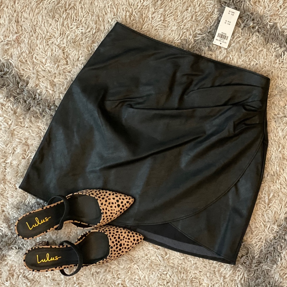 Abercrombie & Fitch faux leather ruched mini skirt